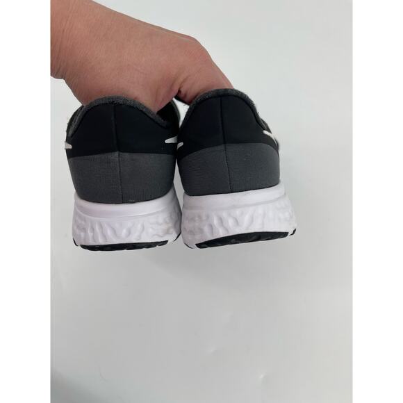 NIKE Women's Revolution 5‎ Running Shoes - BLACK WHITE Size 7.5 - Picture 3 of 6